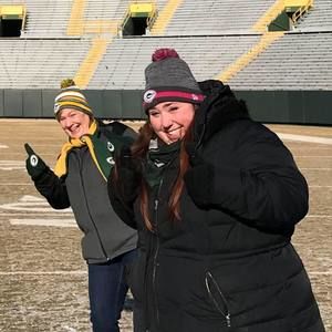 Meet your Posher, Lindsey